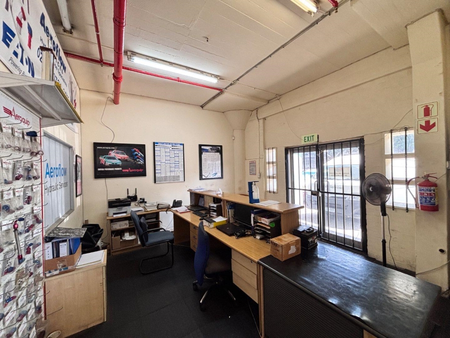 To Let commercial Property for Rent in Paarden Eiland Western Cape